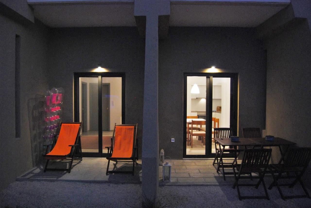 Endless Summer Pool Flat อิกเซีย ภายนอก รูปภาพ